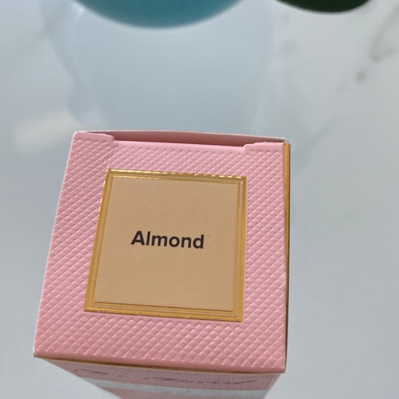 TOO FACED BORN THIS WAY MATTE 24 HOUR LAST HYALURONIC ACID FOUNDATION ALMOND NIB - Picture 3 of 4